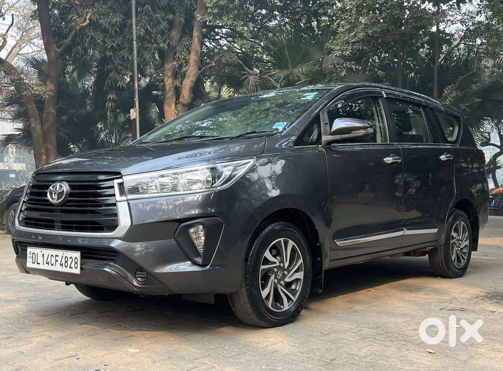 Toyota Innova Crysta