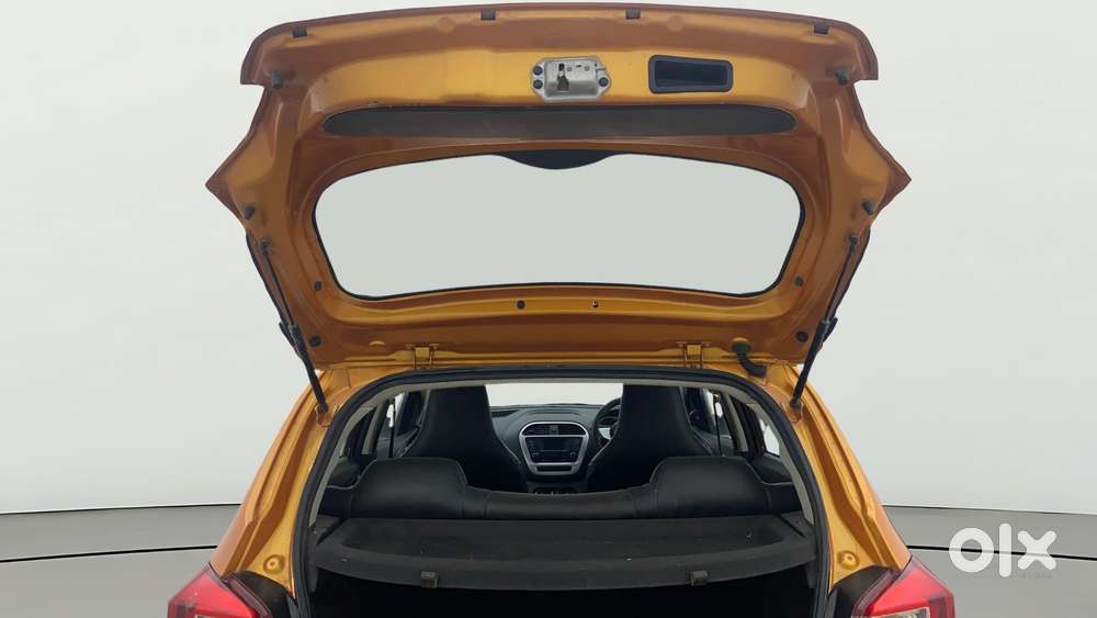 Tata Tiago 1.2 Revotron Xta, 2017, Petrol