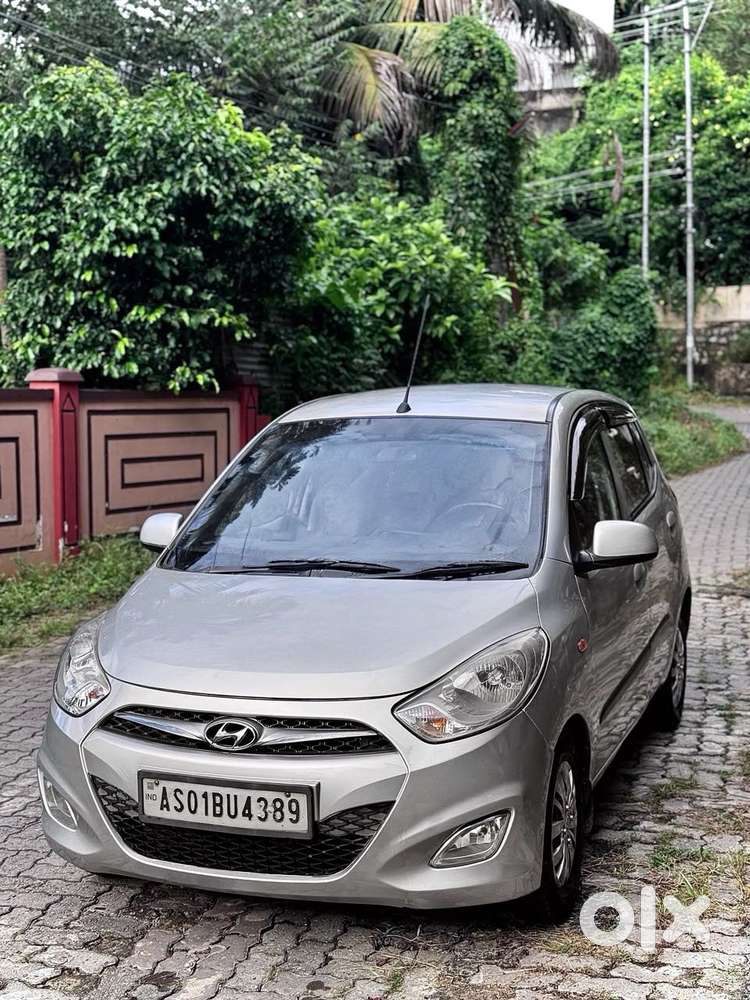 Hyundai I10 Sportz, 2016, Petrol