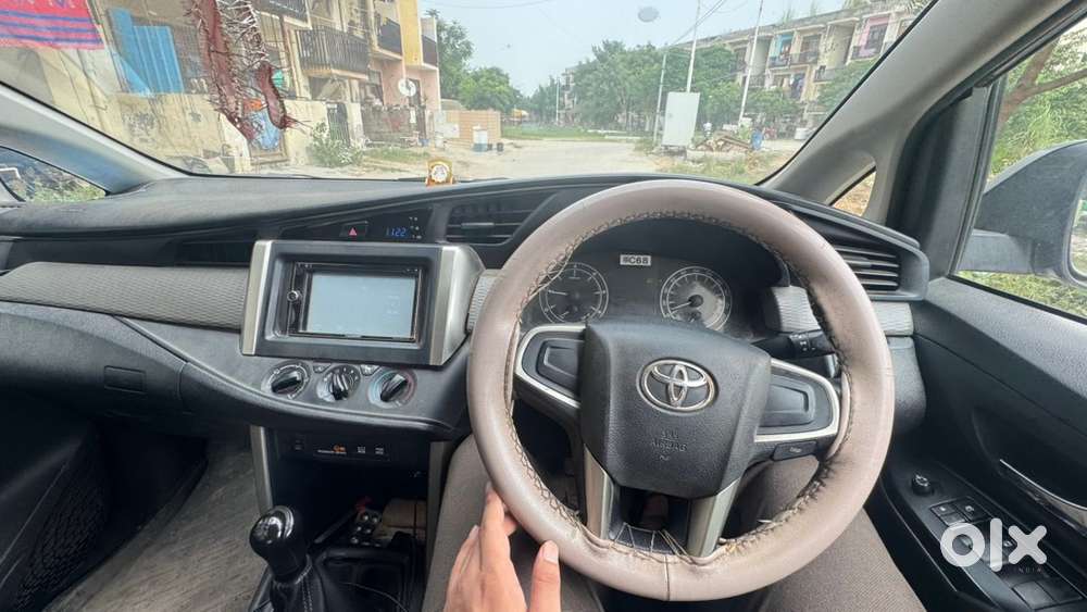 Toyota Innova Crysta 2017