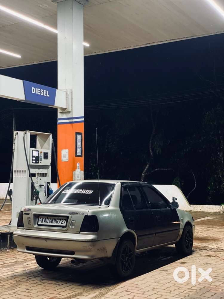 Esteem Lxi Maruti 2005