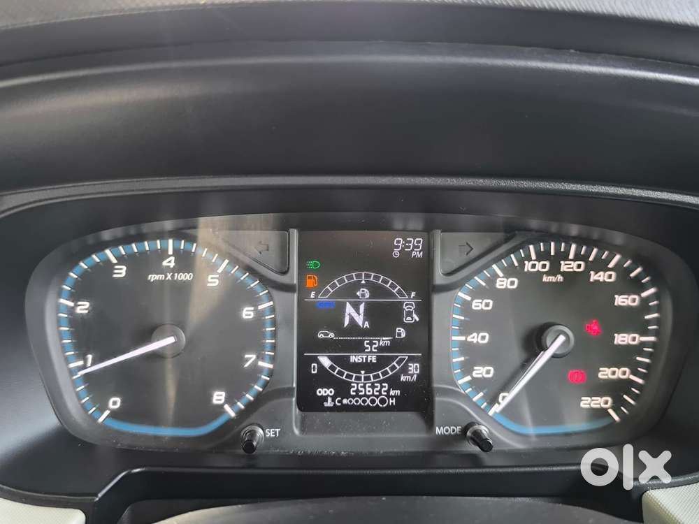 Tata Punch 1.2 Revotron Accomplished Camo Amt, 2023, Petrol