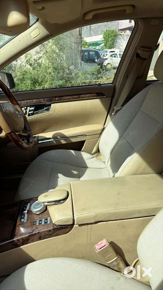 Mercedes-benz S-class Model 2011 Vip Number  Diesel 80000 Km Driven