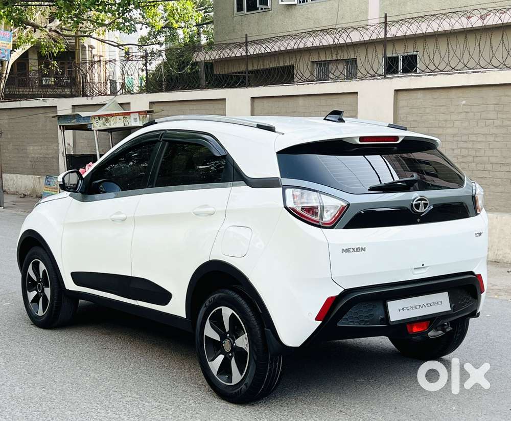 Tata Nexon 1.2 Revotron Xza Plus (o) Amt, 2018, Petrol