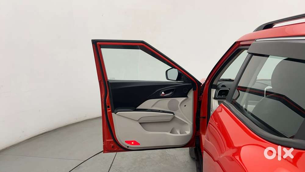 Mahindra Xuv300 W8 Diesel, 2019, Diesel