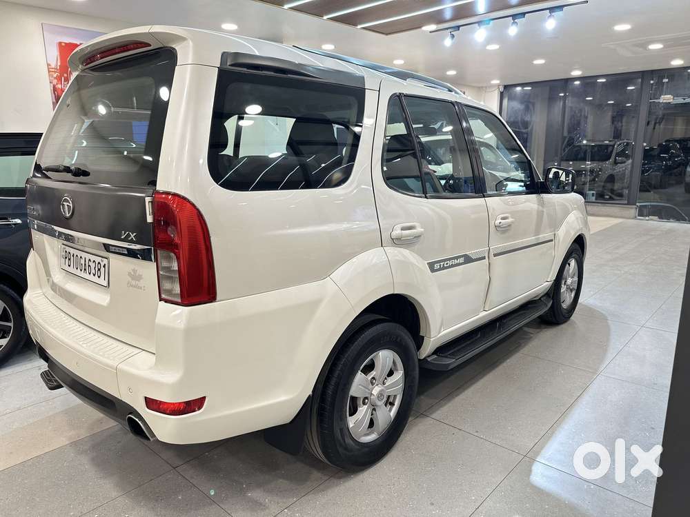 Tata Safari Storme Vx, 2016, Diesel