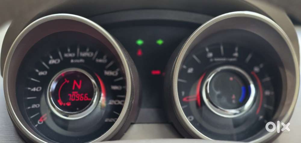 Mahindra Xuv500 W8, 2013, Petrol