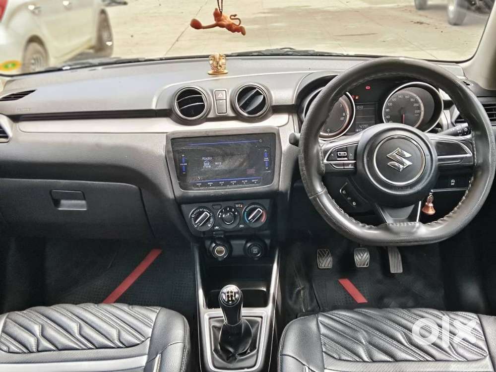 Maruti Suzuki Swift Vxi + Manual, 2022, Petrol