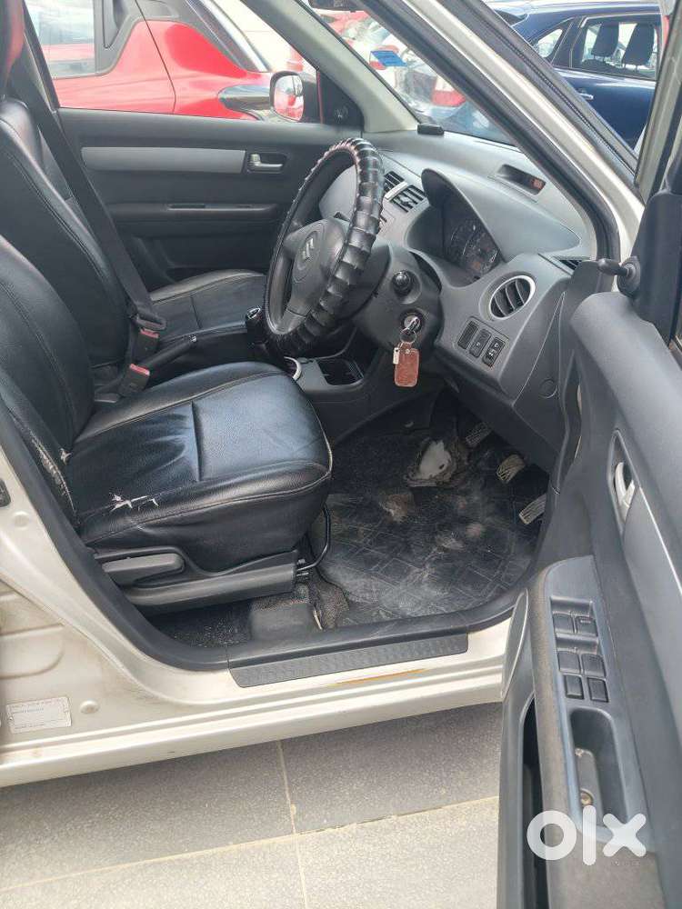 Maruti Suzuki Swift Vxi Bsiv, 2010, Petrol
