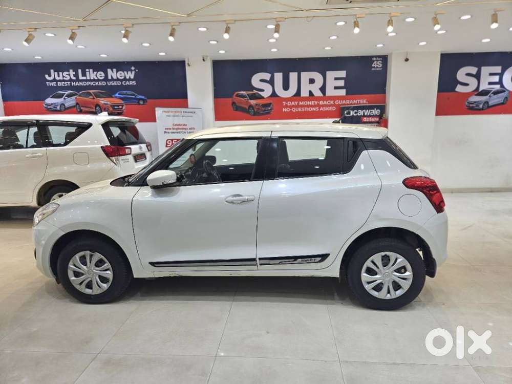 Maruti Suzuki Swift Vxi + Manual, 2023, Petrol