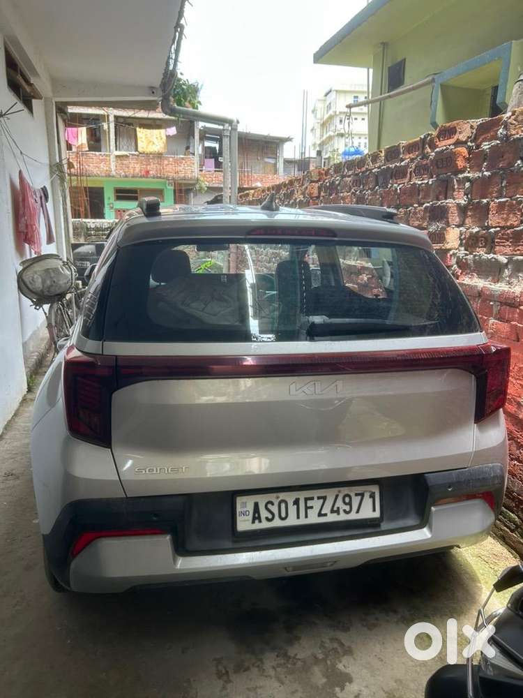 Kia Sonet 2024 Petrol 15000 Km Driven