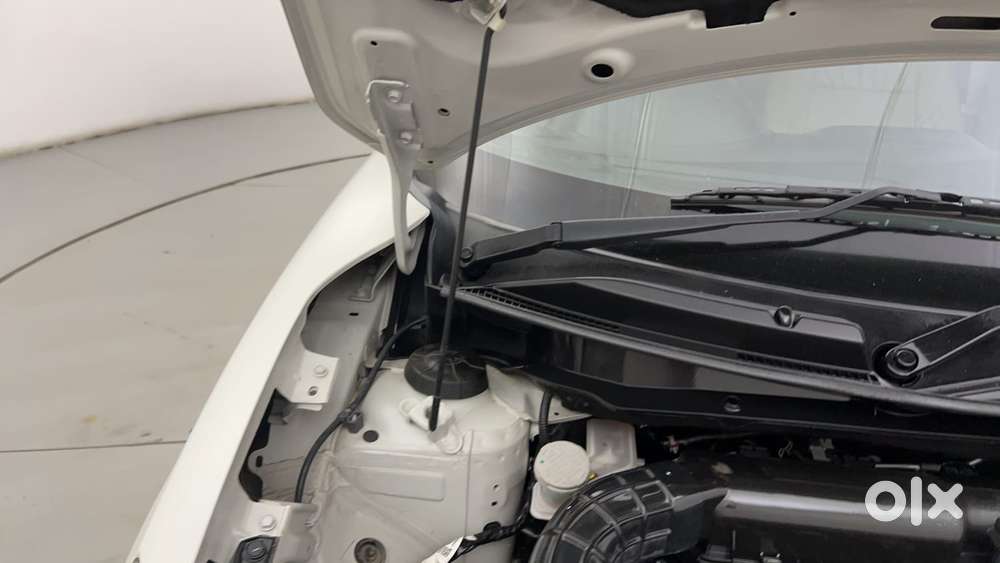 Maruti Suzuki Dzire Zxi Ags, 2023, Petrol