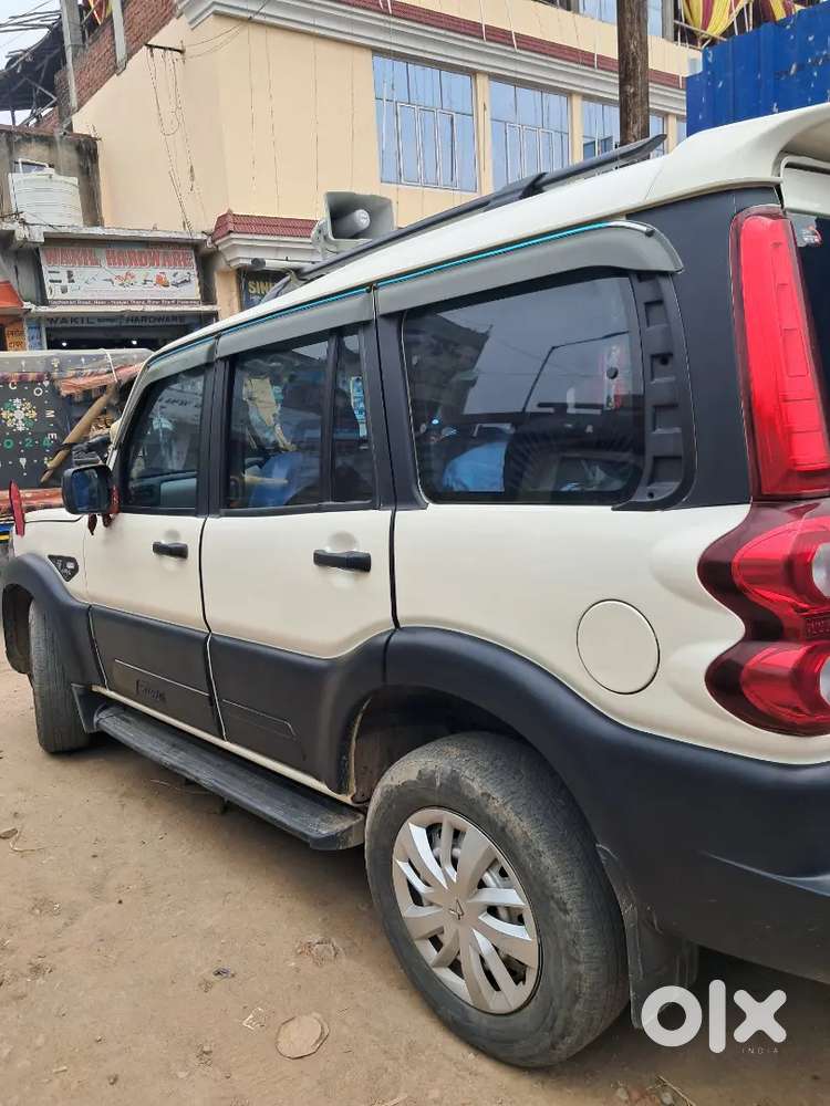 Mahindra Scorpio Classic 2023