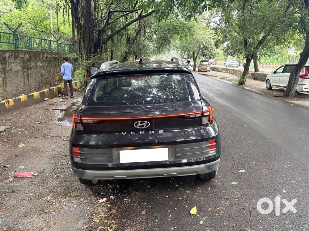 Hyundai Venue Petrol 2022