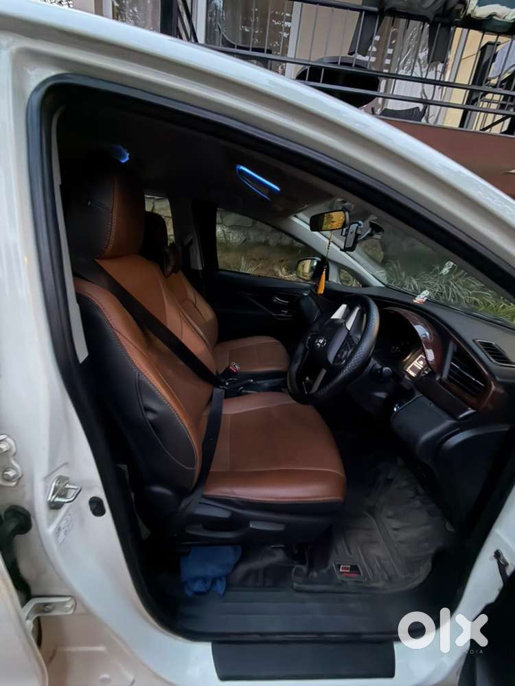 Toyota Innova Crysta 2021