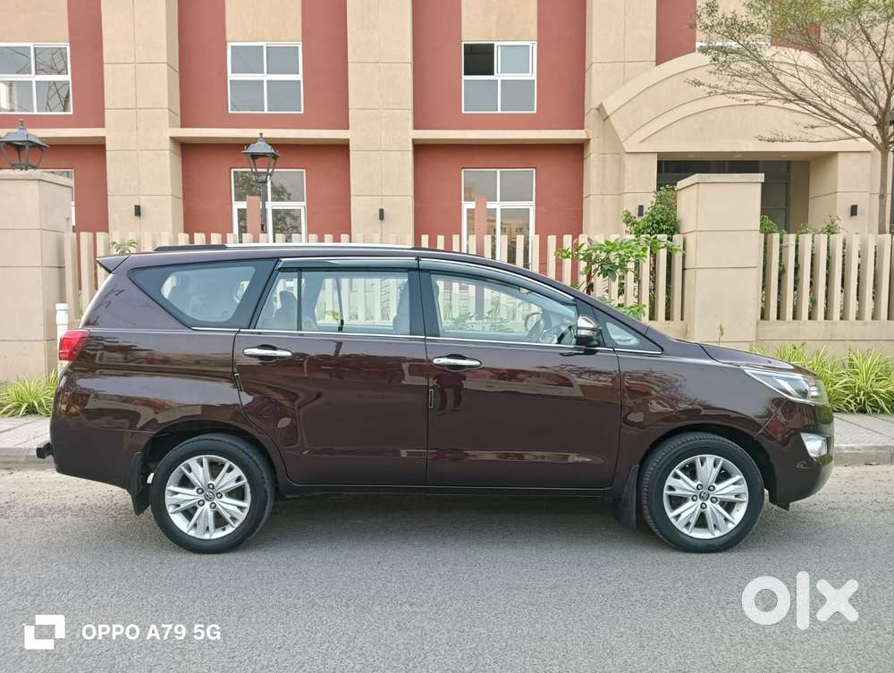 Toyota Innova Crysta 2.8 Z, 2016, Diesel
