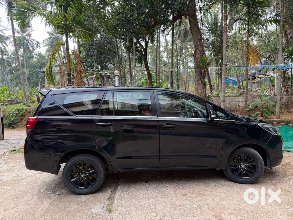 Innova Crysta 2.8 G Automatic