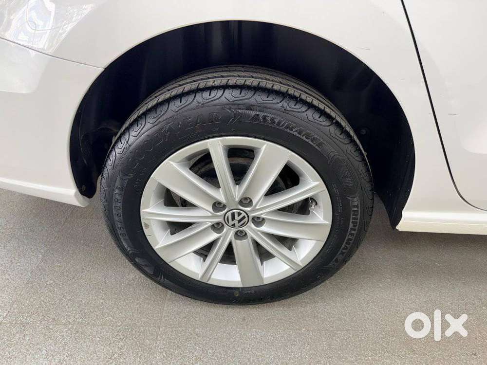 Volkswagen Vento 1.2 Tsi Comfortline At, 2016, Petrol