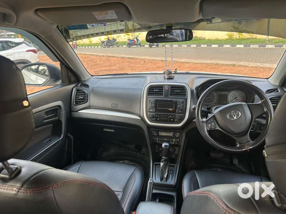 Toyota Urban Cruiser 2022 Petrol 41000 Km Driven