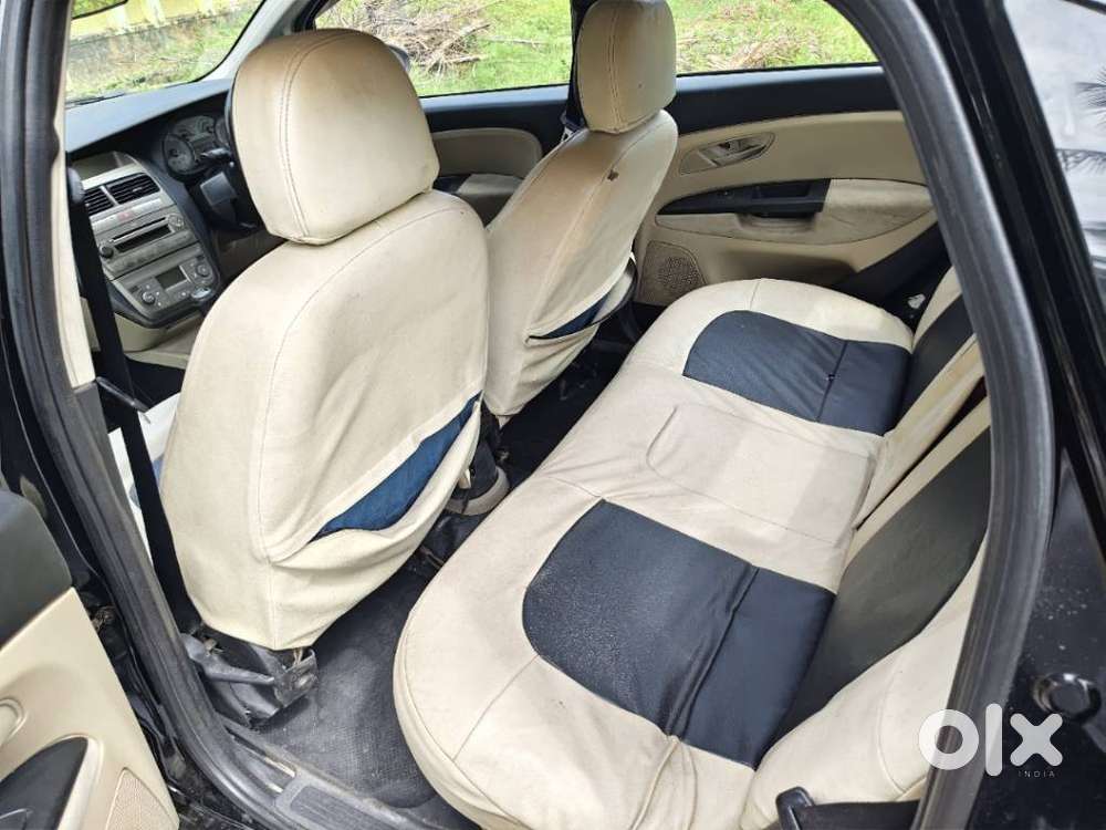 Fiat Linea Emotion Pack (diesel), 2011