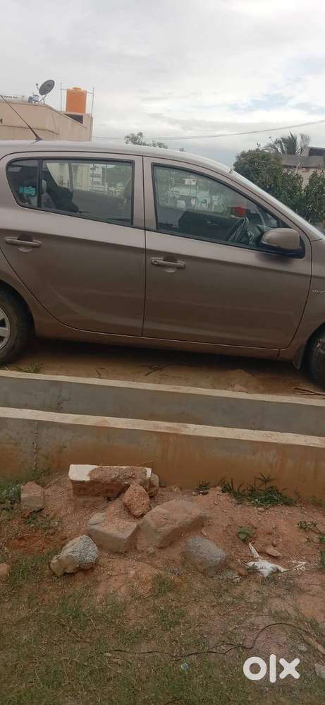 Hyundai I20 Sportz 2012