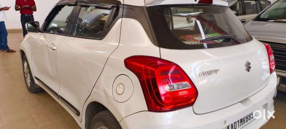 Maruti Suzuki Swift Zxi Plus Amt Dual Tone, 2018, Petrol