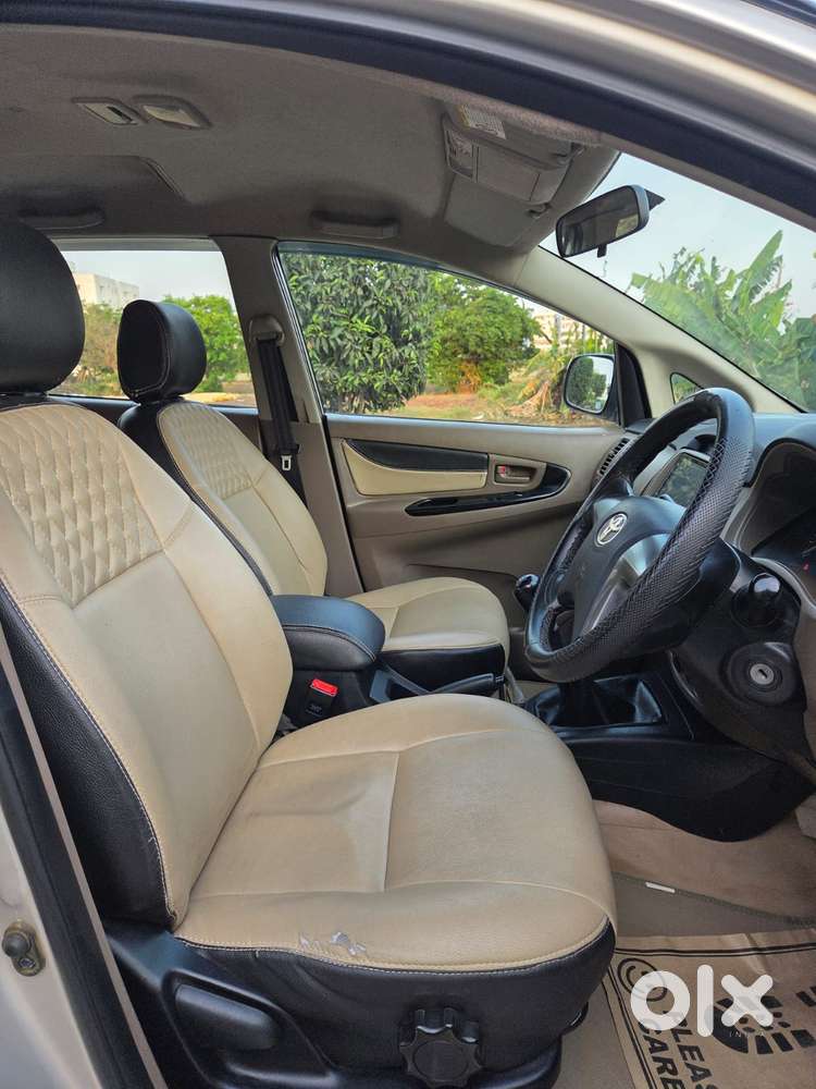 Toyota Innova 2.5 G (diesel) 7 Seater, 2016, Diesel