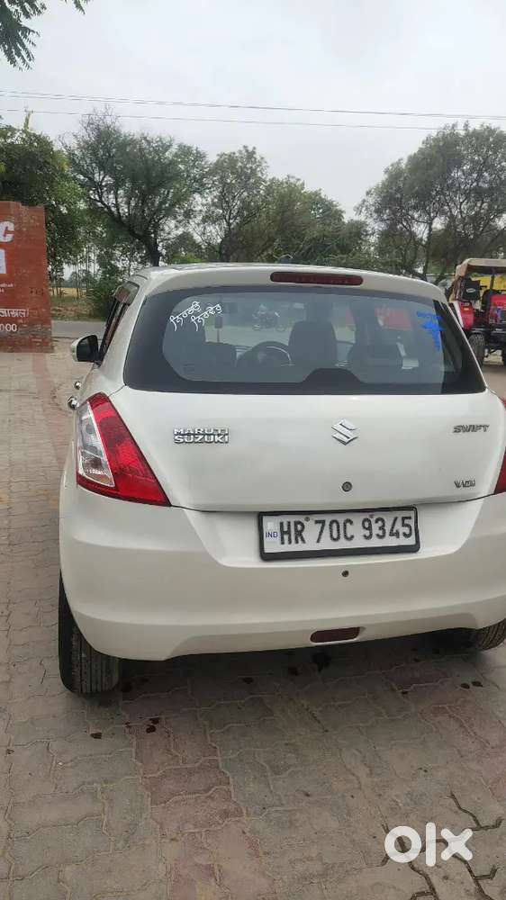 Maruti Suzuki Swift 2014 Diesel 97000 Km Driven