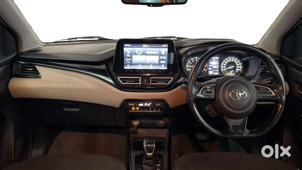Toyota Glanza 1.2 V Amt, 2022, Petrol