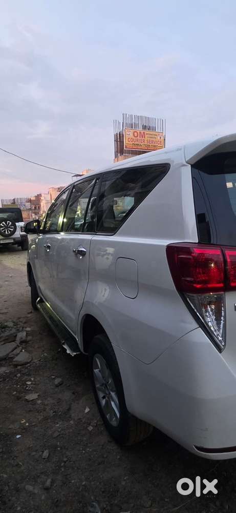 Toyota Innova Crysta 2017 Diesel Manual