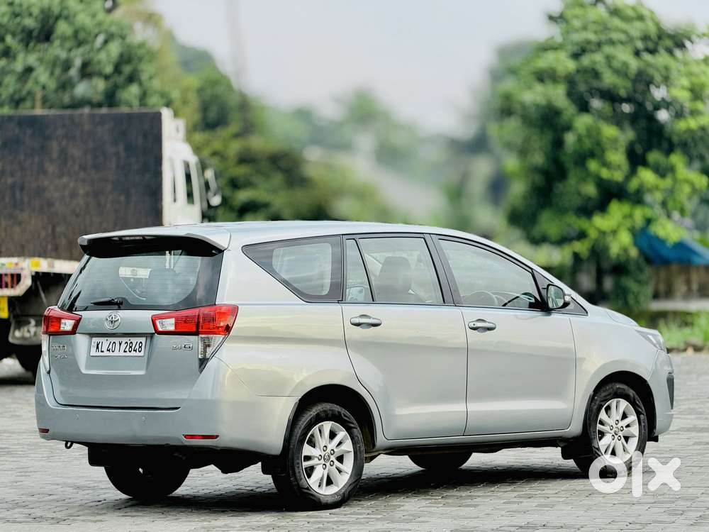 Toyota Innova Crysta 2.4 G Mt, 2017, Diesel