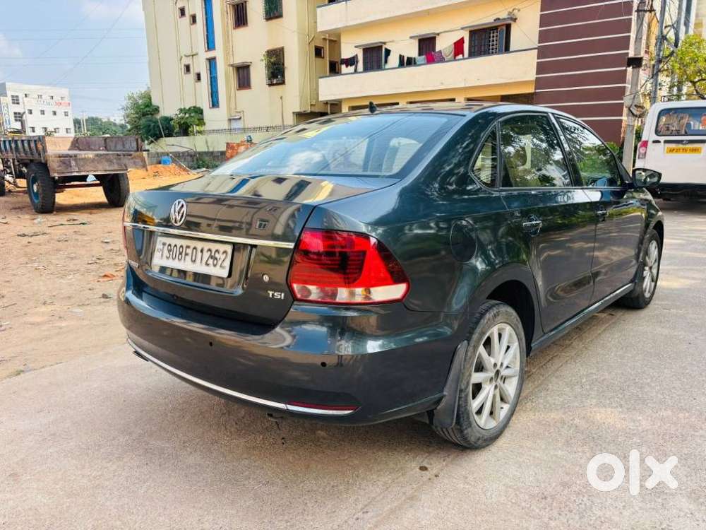 Volkswagen Vento 1.2 Tsi Highline At, 2017, Petrol