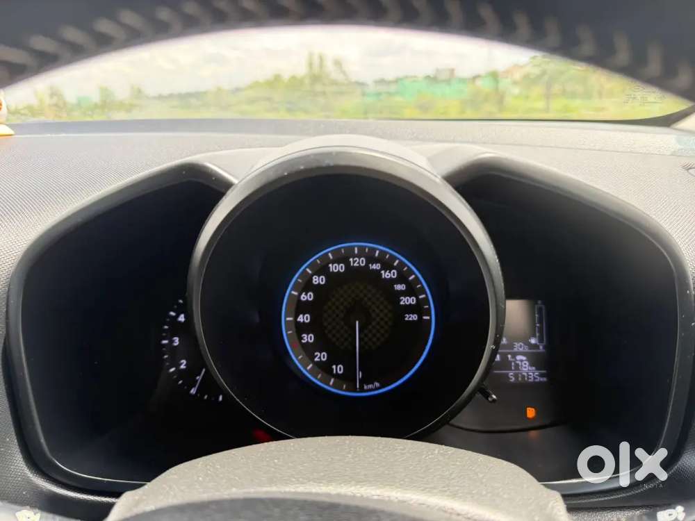Hyundai Venue 2020 Diesel With Sunroof