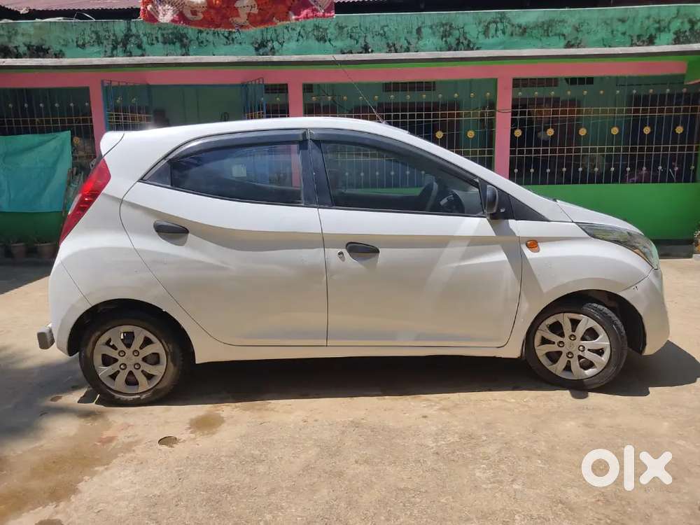 Hyundai Eon 2018 Petrol 100000 Km Driven