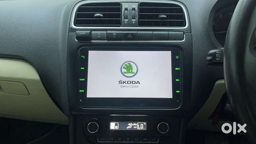 Skoda Rapid 1.0 Style At, 2020, Petrol