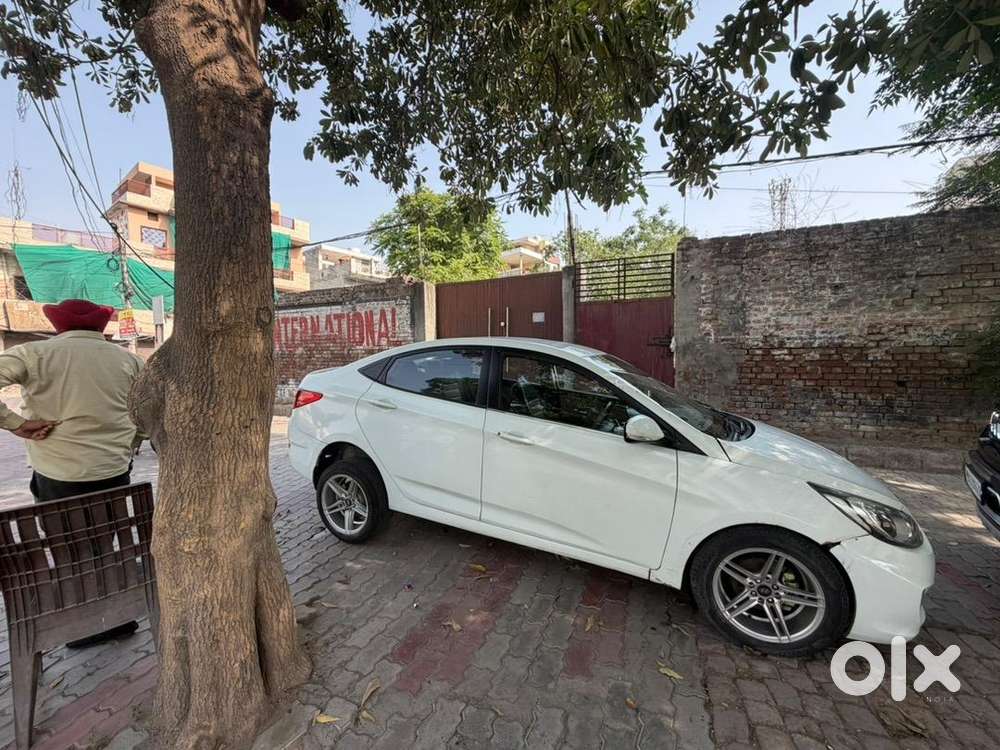 Hyundai Diesel Manual 2012 Car
