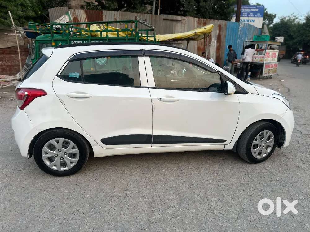 Hyundai Grand I10 Sportz 2016 Petrol Cng On Paper