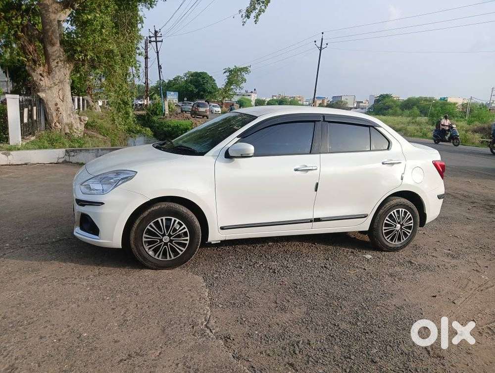 Maruti Suzuki Swift Dzire 1.3 Vxi, 2023, Petrol
