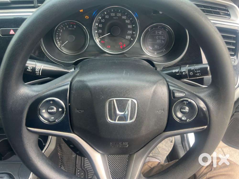 Honda City I-vtec V, 2018, Petrol