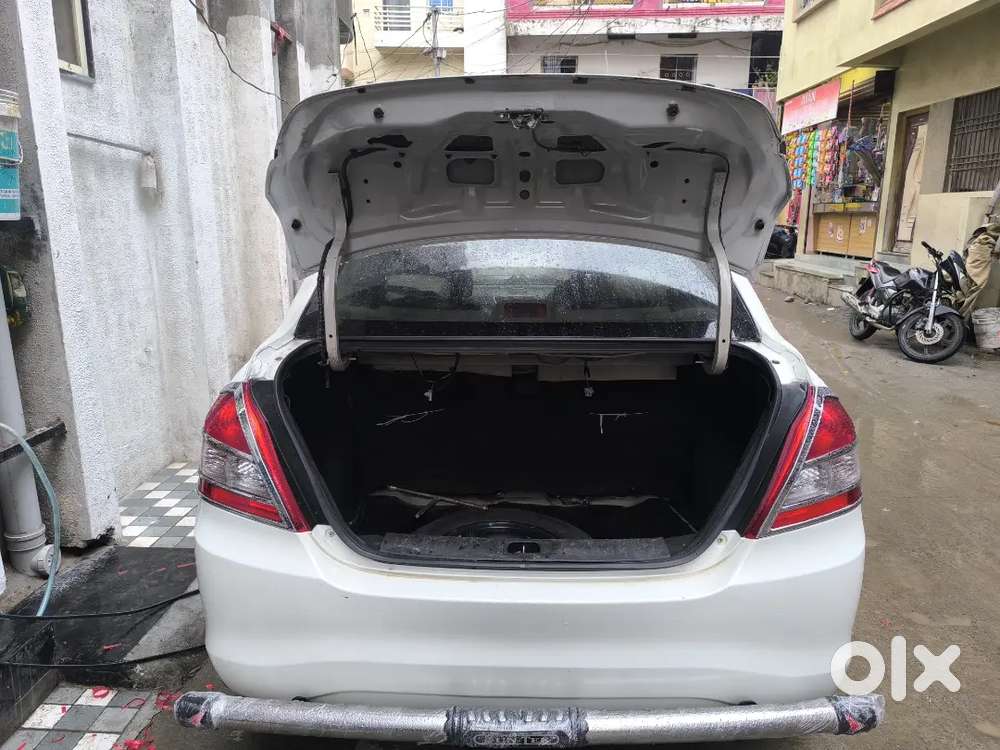 Maruti Suzuki Swift Dzire 2014 Diesel 105000 Km Driven