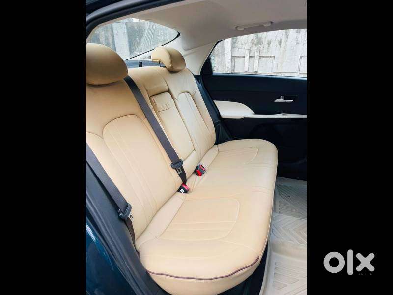 Hyundai Verna 1.5 Sx Ivt, 2023, Petrol