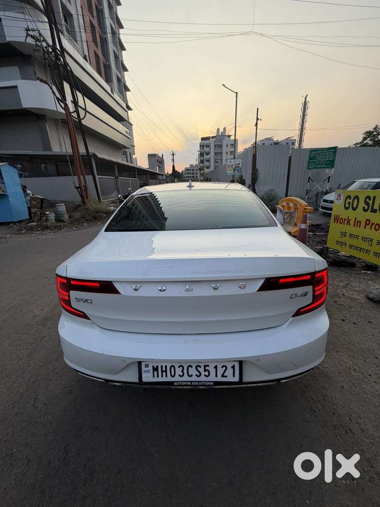 Volvo S90 D4 Momentum, 2018, Diesel