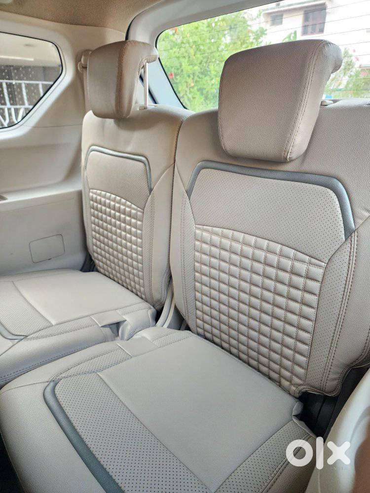 Maruti Suzuki Ertiga 1.5 Zxi Plus, 2023, Petrol