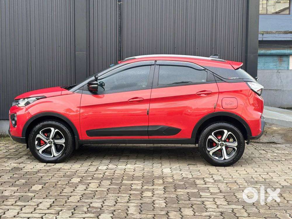 Tata Nexon 1.2 Revotron Xz Plus, 2023, Petrol