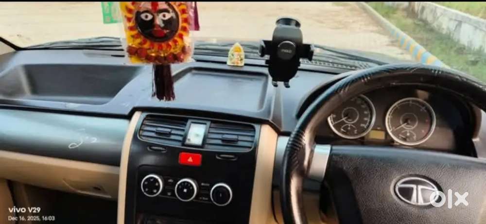 Tata Safari Storme 2015 Diesel 75000 Km Driven