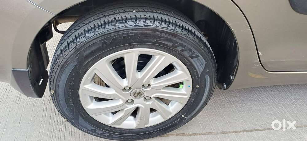 Maruti Suzuki Dzire Zxi Ags, 2016, Petrol
