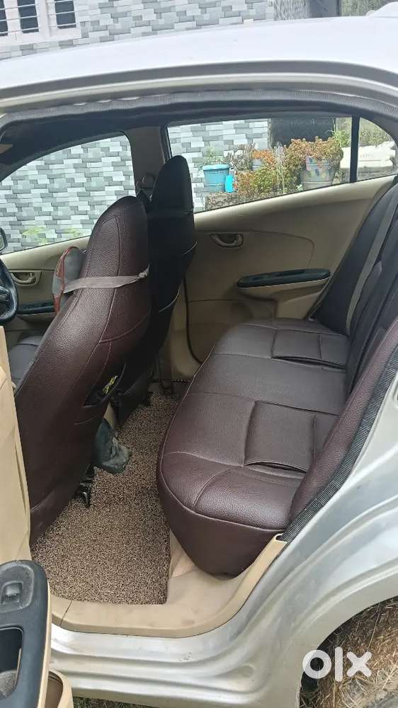 Honda Amaze V Petrol 2015