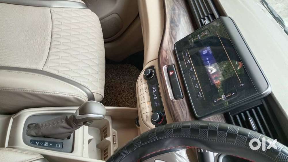 Maruti Suzuki Ertiga Zxi At Petrol, 2020, Petrol