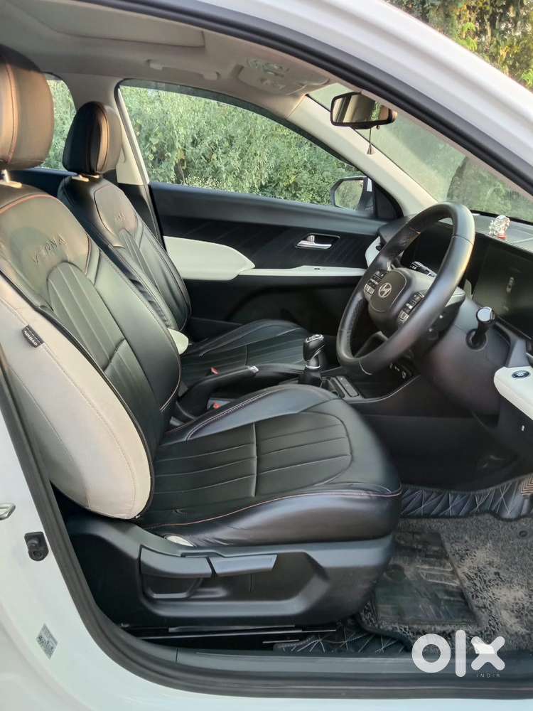 Hyundai Verna 1.5 Mpi Mt Sx (o), 2024, Petrol