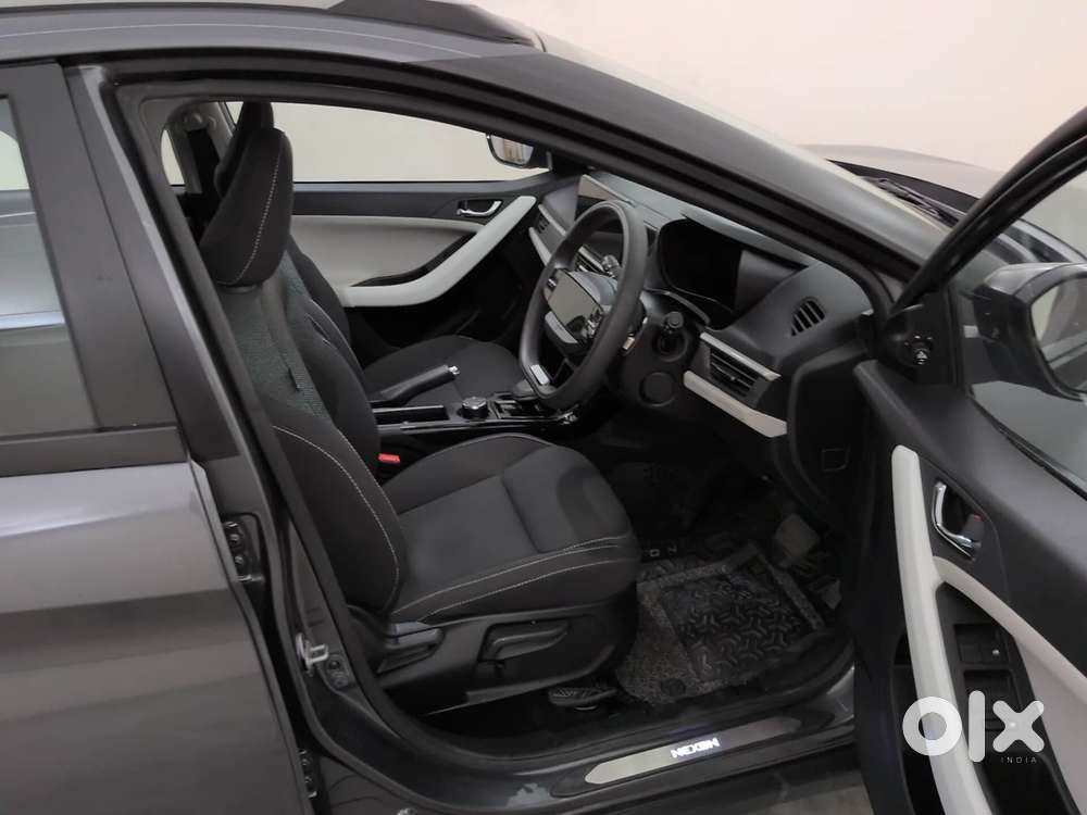 Tata Nexon Creative Plus 1.2 Revotron Petrol 6 Amt, 2024, Petrol